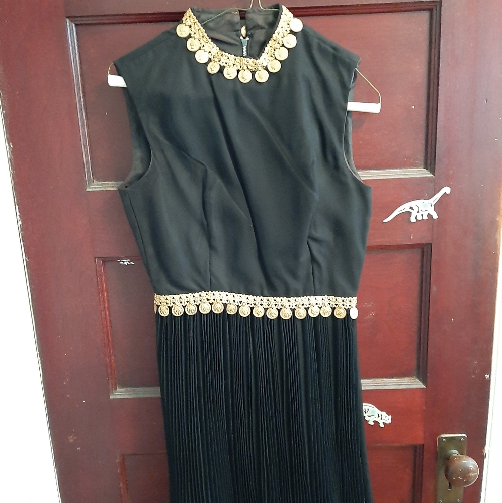 Small vintage 1940s black cocktail dress
